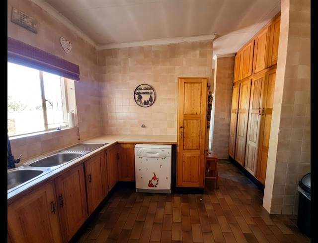 4 BEDROOM HOUSE FOR SALE IN MEYERTON EXT 6